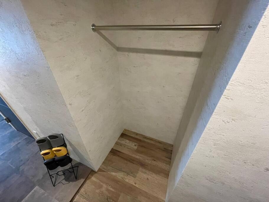 Wolf Pack Apartment 33 Осака Екстер'єр фото