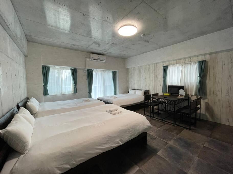 Wolf Pack Apartment 33 Осака Екстер'єр фото